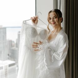 Alyonas Bridal