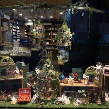 Epicerie sur Cours - Cafes Near Me - Lyon, 69