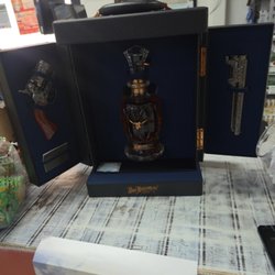 El Patron Liquor Store - 10 YEAR DOC HOLIDAY BOURBON AUTHENTIC SET
