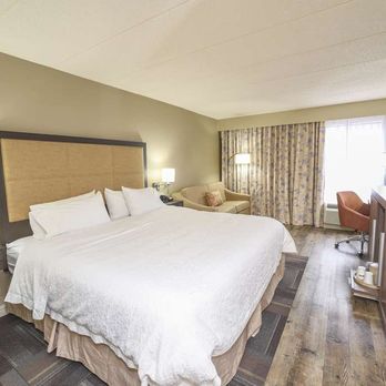 Hampton Inn Cincinnati-Eastgate - Guest room - Hotels Near Me - Cincinnati, Ohio Hampton Inn Cincinnati-Eastgate - Guest room - Hotels Near Me - Cincinnati, Ohio