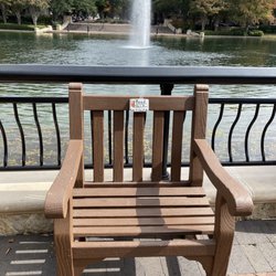 Legacy Town Center Park - Lots of seating
