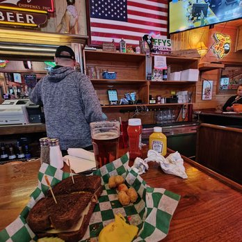 Duffy's Bar & Grill - Patty Melt, tots, and the flag of the old country. - Bars Near Me - Osseo, Minnesota