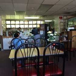 China Cottage - This photograph depicts the interior of the restaurant