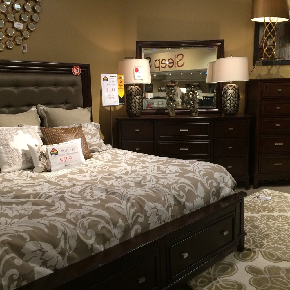 Ashley Store - Furniture Stores Near Me - Portland, Oregon