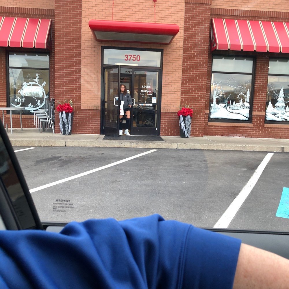 Chick-fil-A - ows the front of a chick - fil's restaurant - Fast Food Near Me - Easton, Pennsylvania