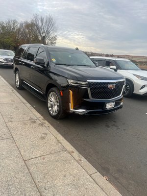 Point to Point Car Service - Looking for luxurious travel to your desired destination. We will take you anywhere within the greater Washing DC region. Select your pick up spot and your destination and we will provide a timely pick up and get you to your location in luxury and style. At Corporate Coach we are proud to be the only car service company "Where Everyone Rides Like a CEO!" Point to Point Car Service - Looking for luxurious travel to your desired destination. We will take you anywhere within the greater Washing DC region. Select your pick up spot and your destination and we will provide a timely pick up and get you to your location in luxury and style. At Corporate Coach we are proud to be the only car service company "Where Everyone Rides Like a CEO!"