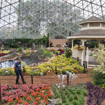 Mitchell Park Domes - Show Dome - Parks Near Me - Milwaukee, Wisconsin Mitchell Park Domes - Show Dome - Parks Near Me - Milwaukee, Wisconsin