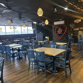 Dominican restaurant - Dining room & dance floor - Bars Near Me - Richardson, Texas Dominican restaurant - Dining room & dance floor - Bars Near Me - Richardson, Texas