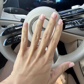 L Beauty  - Nail Salons Near Me - Pasadena, California