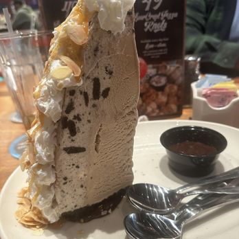 Ram Restaurant & Brewhouse - Breweries Near Me - Lake Stevens, Washington