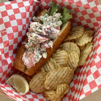 The Lobster Man - Lobster Roll - Seafood Markets Near Me - Vancouver, British Columbia