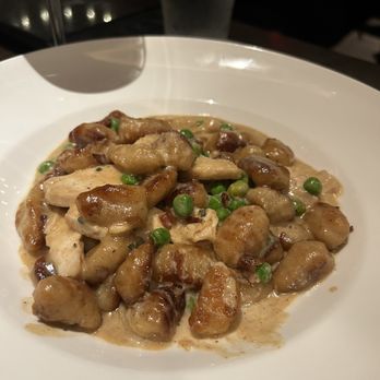 Cooper’s Hawk Winery & Restaurant - Gnocchi Carbonara - Wine Bars Near Me - Middleton, Wisconsin