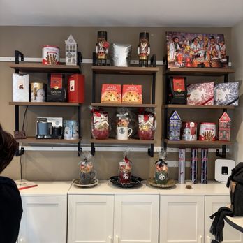 Ruspoli's Turaco coffee - Single origin coffee sourced from the farmers and roasted in house - Cafes Near Me - Arlington, Virginia Ruspoli's Turaco coffee - Single origin coffee sourced from the farmers and roasted in house - Cafes Near Me - Arlington, Virginia