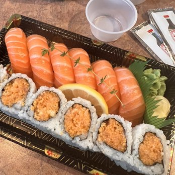 Aya260Sushi - Sushi combo b. Paid an extra $1 to get all salmon sushi - Sushi Bars Near Me - Toronto, Ontario Aya260Sushi - Sushi combo b. Paid an extra $1 to get all salmon sushi - Sushi Bars Near Me - Toronto, Ontario