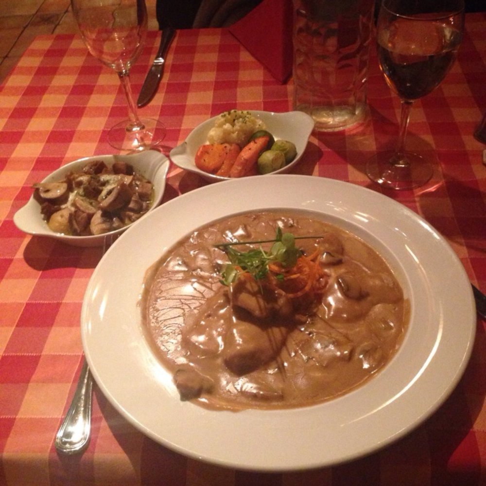 Villa Italia - Italian Near Me - Belfast, BFS