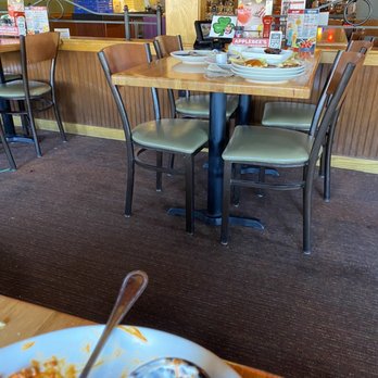 Applebee's Grill + Bar - Dirty dishes next to us the entire time we were there. More added to table as well. - American Near Me - Oak Park Heights, Minnesota Applebee's Grill + Bar - Dirty dishes next to us the entire time we were there. More added to table as well. - American Near Me - Oak Park Heights, Minnesota