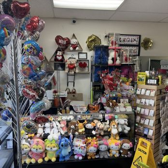 La Croix Flowers - Inside shop - Florists Near Me - Whittier, California La Croix Flowers - Inside shop - Florists Near Me - Whittier, California