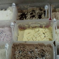 Gelateria Dulce Fusion - Gelatos artesanos gourmet 80 sabores !! De leche semi descremada ,pasteurizada ,endulzadas con miel de abeja y agave
