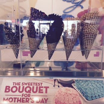 Baskin-Robbins - The smell of fresh waffle cones ! - Ice Cream & Frozen Yogurt Near Me - North Las Vegas, Nevada Baskin-Robbins - The smell of fresh waffle cones ! - Ice Cream & Frozen Yogurt Near Me - North Las Vegas, Nevada
