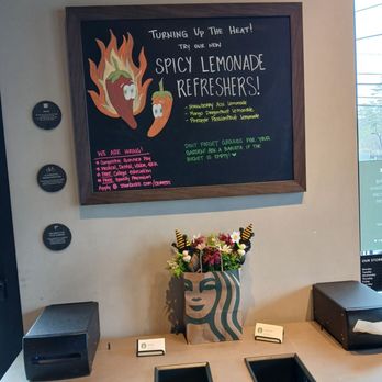 Starbucks - Coffee & Tea Near Me - Kittery, Maine
