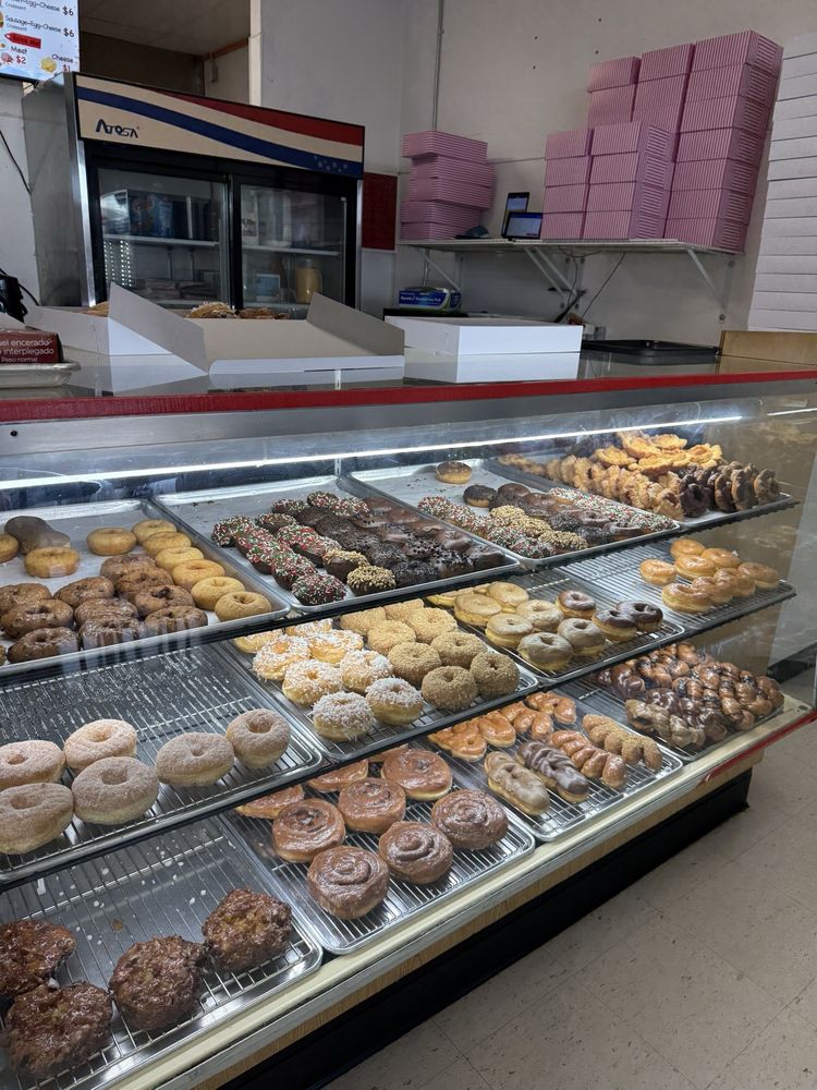 SK Donuts Logo