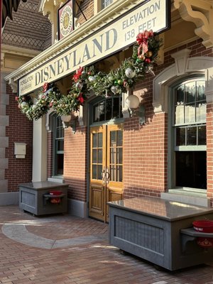 Disneyland Railroad - Main Street Station by null