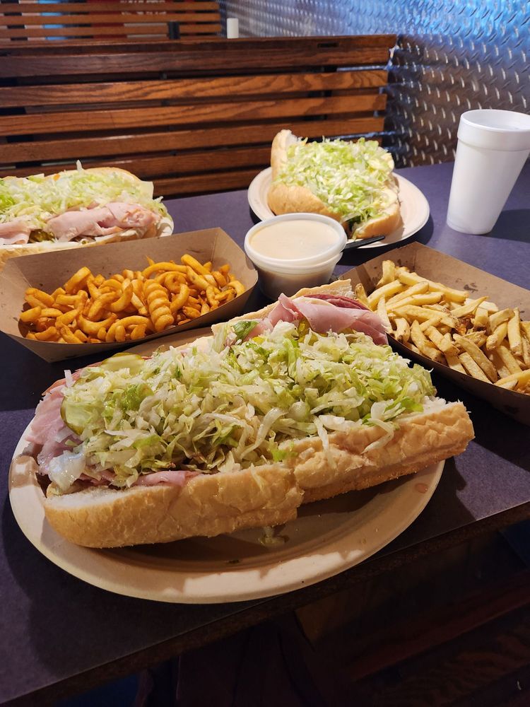 Hecky's Sub Shop Image