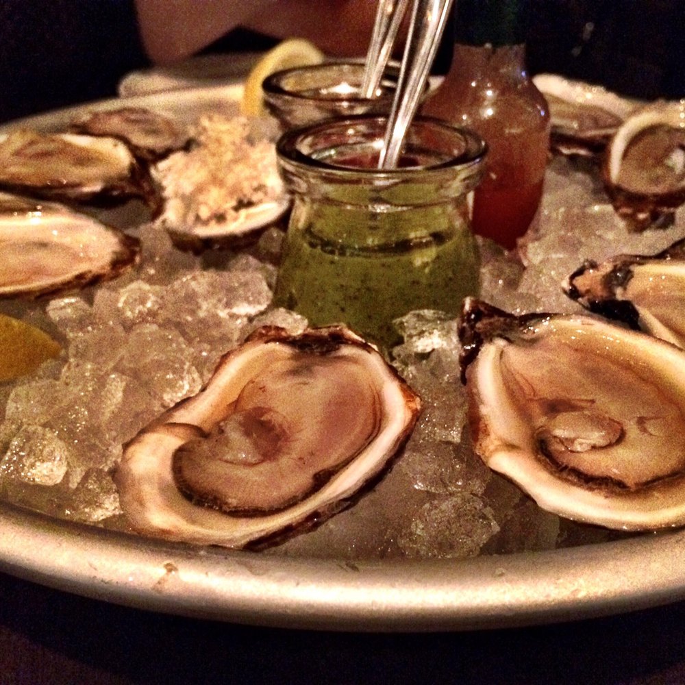 Lucille's Oyster Dive - Dozen mixed oysters - Seafood Near Me - Montreal, Quebec Lucille's Oyster Dive - Dozen mixed oysters - Seafood Near Me - Montreal, Quebec