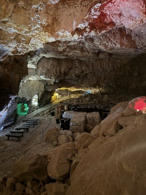 Grand Canyon Caverns & Inn by null