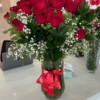 Oakbrook Florist & Flower Delivery - Florists Near Me - Mountain View, California
