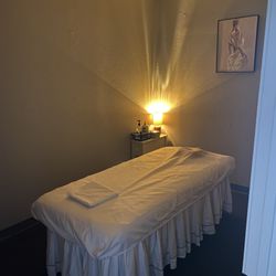 Zen Den Spa - Massage Room
