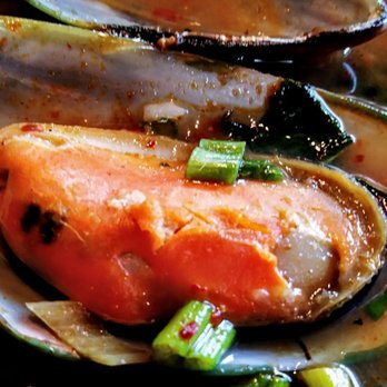 Taste of Thai - Steamed mussels in broth - Thai Near Me - Phoenix, Arizona Taste of Thai - Steamed mussels in broth - Thai Near Me - Phoenix, Arizona
