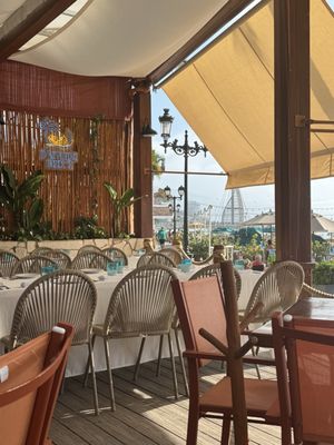 Daiquiri Dick's by null