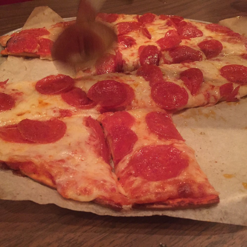 Pepperoni pizza Pepperoni pizza