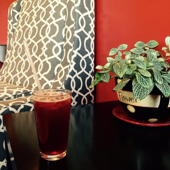 Short and Stout Tea - Refreshing but sweet tropical iced tea. - Bubble Tea Near Me - Albany, New York Short and Stout Tea - Refreshing but sweet tropical iced tea. - Bubble Tea Near Me - Albany, New York