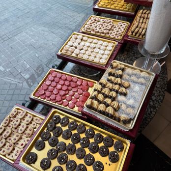 Mauri - Bakeries Near Me - Barcelona, B
