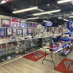 Bases Loaded Sports Collectibles