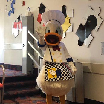 Chef Mickey's - American Near Me - Lake Buena Vista, Florida