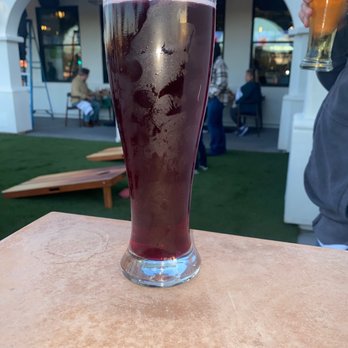 Finney's Crafthouse - Camarillo - Huckleberry seltzer - New American Near Me - Camarillo, California