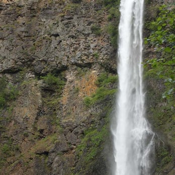 Multnomah Falls - Hiking Near Me - Bridal Veil, Oregon Multnomah Falls - Hiking Near Me - Bridal Veil, Oregon