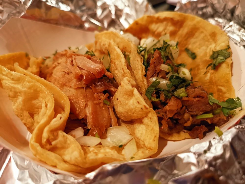 Supermercado y Taqueria Chapala