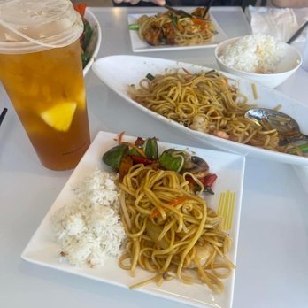 Joy Yee - Evanston - Noodles - Noodles Near Me - Evanston, Illinois