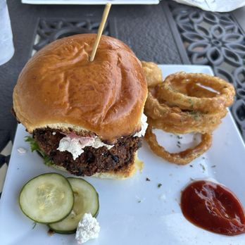 The Sunken Well Tavern - Black Bean Burger w/ onion rings - New American Near Me - Fredericksburg, Virginia The Sunken Well Tavern - Black Bean Burger w/ onion rings - New American Near Me - Fredericksburg, Virginia