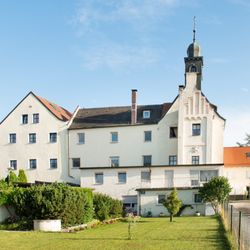Weichser Schloss Suites & Apartments - Schloß Weichs