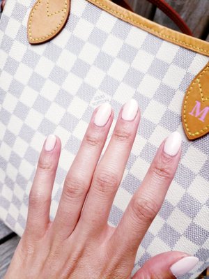 Beauty Box Nails and Spa by null