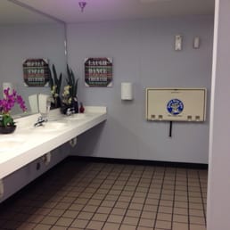 Cute pretty clean bathrooms.