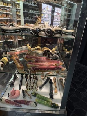 Salt & Pepper Shaker Museum by null