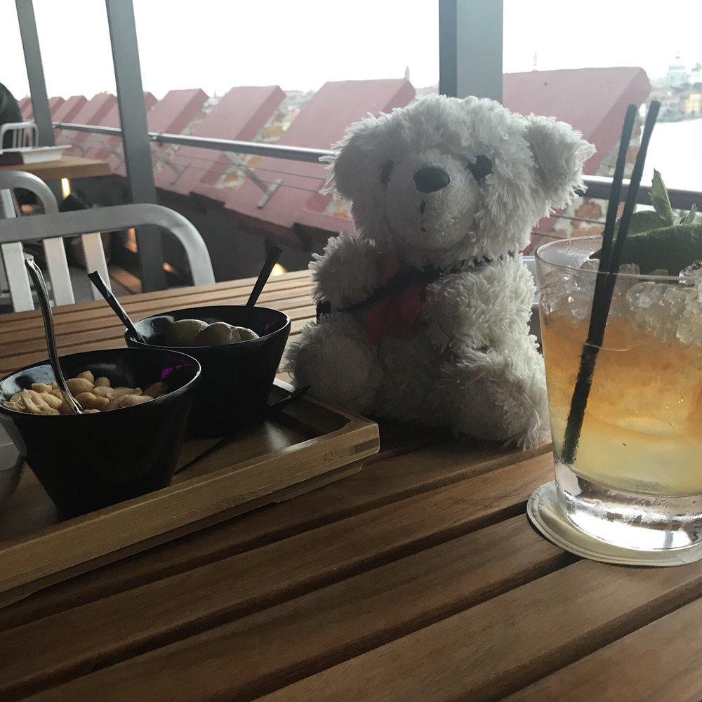 Skyline Rooftop Bar - Cocktail Bars Near Me - Venezia, VE