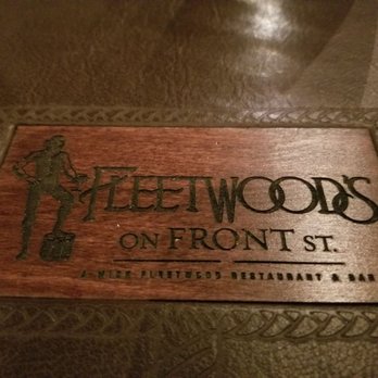 Fleetwood's on Front St - New American Near Me - Lahaina, Hawaii