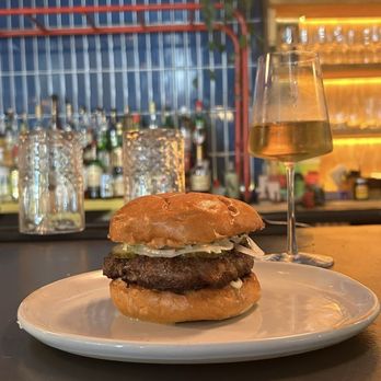 Elementary - elementary burger - New American Near Me - Austin, Texas Elementary - elementary burger - New American Near Me - Austin, Texas
